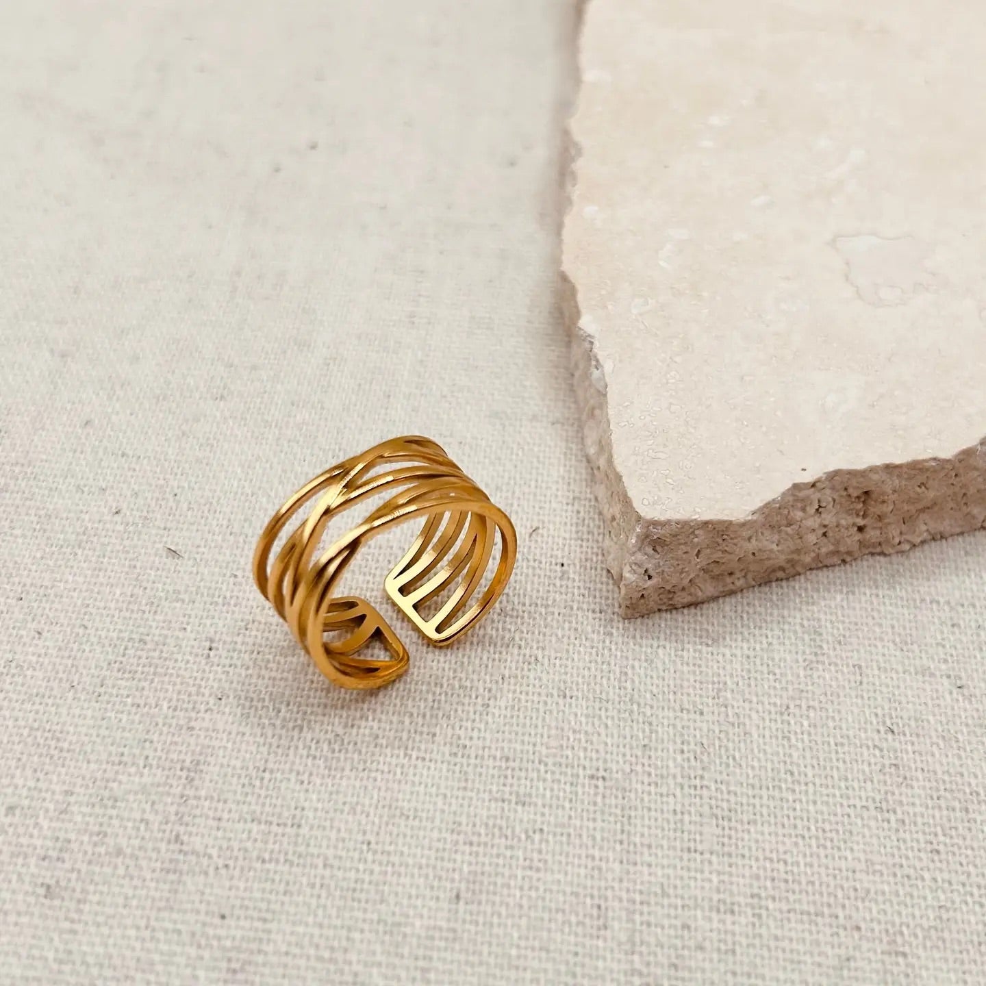 Crossover Ring (Adjustable)