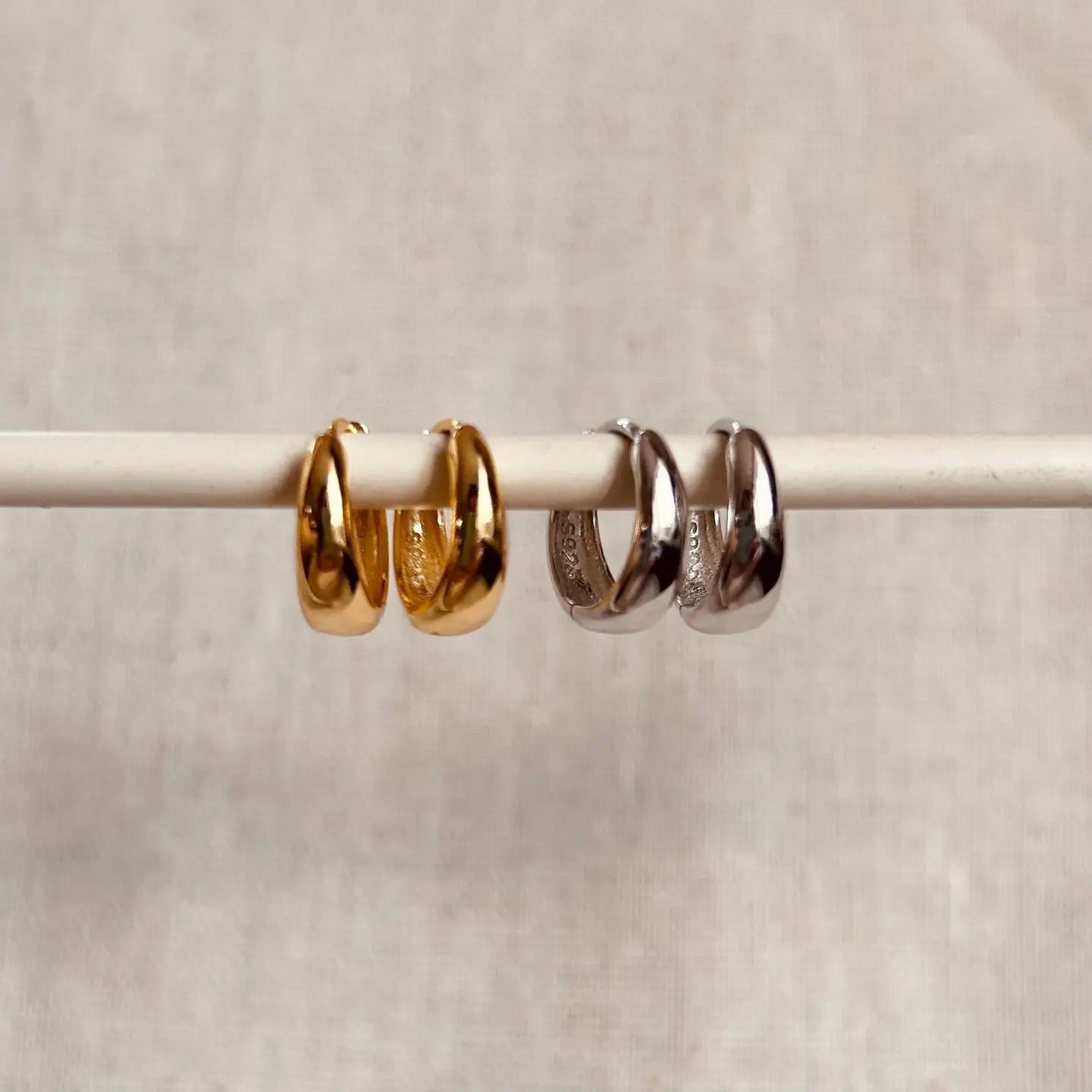 Minimal Wide Hoops Earrings
