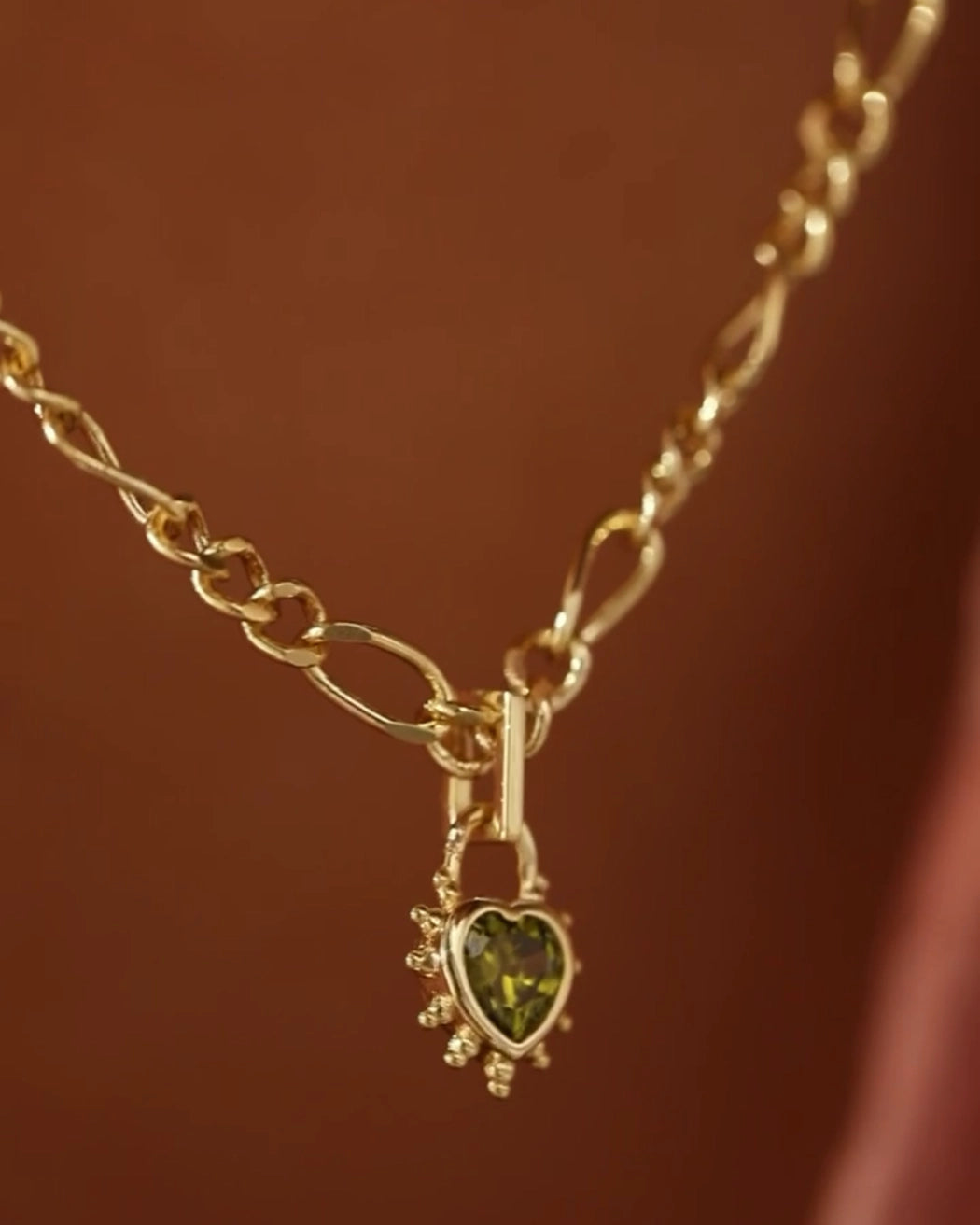 Peridot Heart Chunky Figaro Necklace